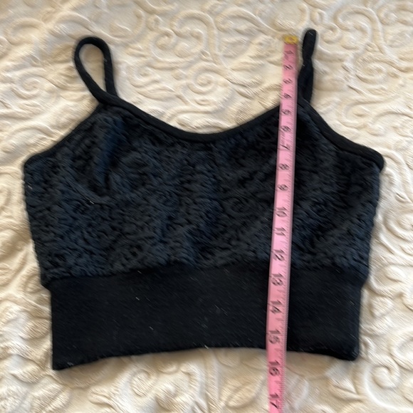 Mark Eisen lace crop cami ✨ - Picture 4 of 4